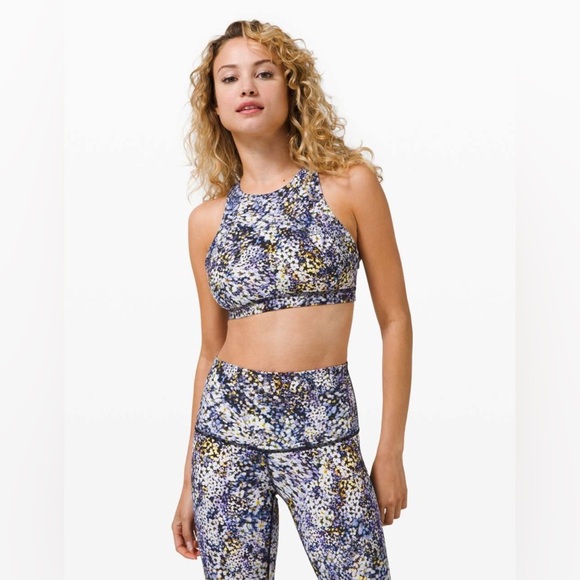 Lululemon Free to Bs Serene Bra High Neck *Light Support (C/D Cup) Floral - Picture 1 of 10